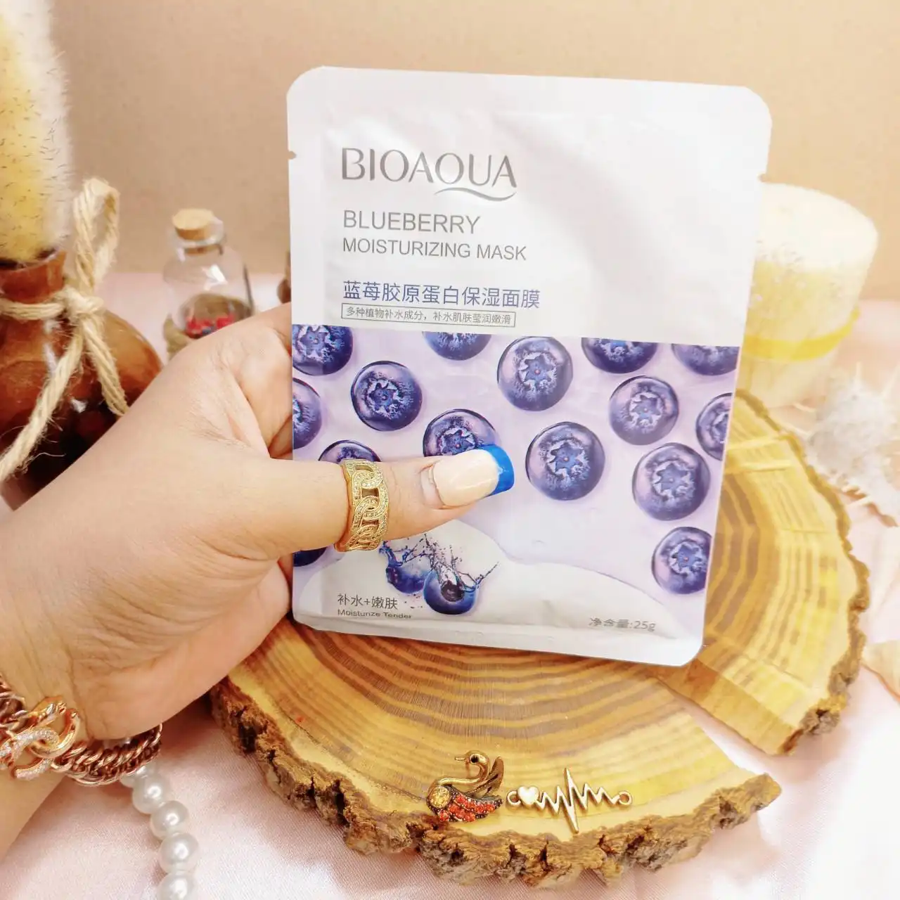 ماسک ورقه ای آبرسان بلوبری بیوآکوا BIOAQUA کد 74961 |