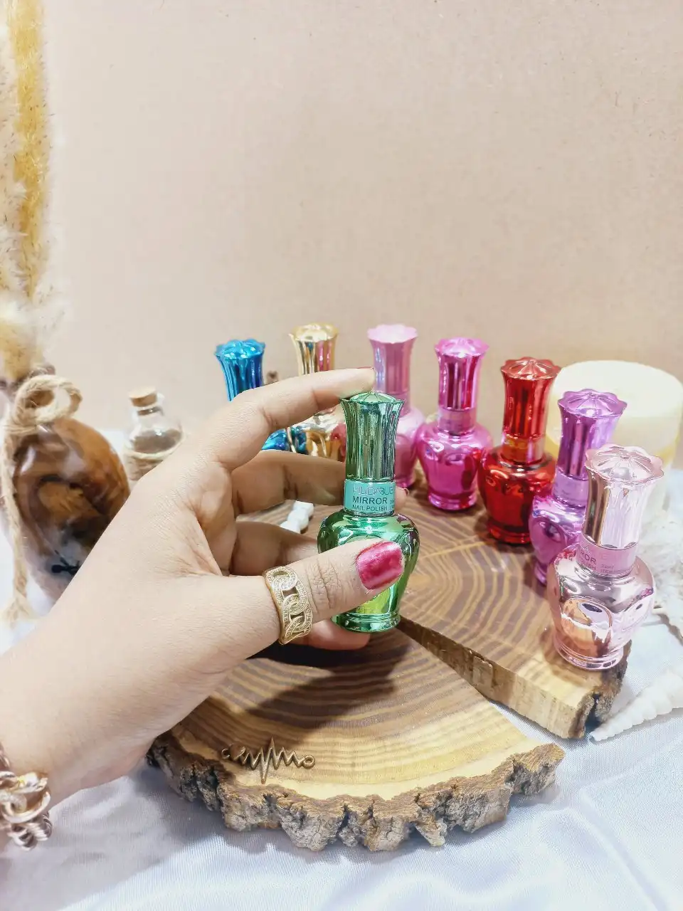 لاک آینه ای پرطرفدار هدی بیوتی Huda Beauty کد H025 | پخش عمده