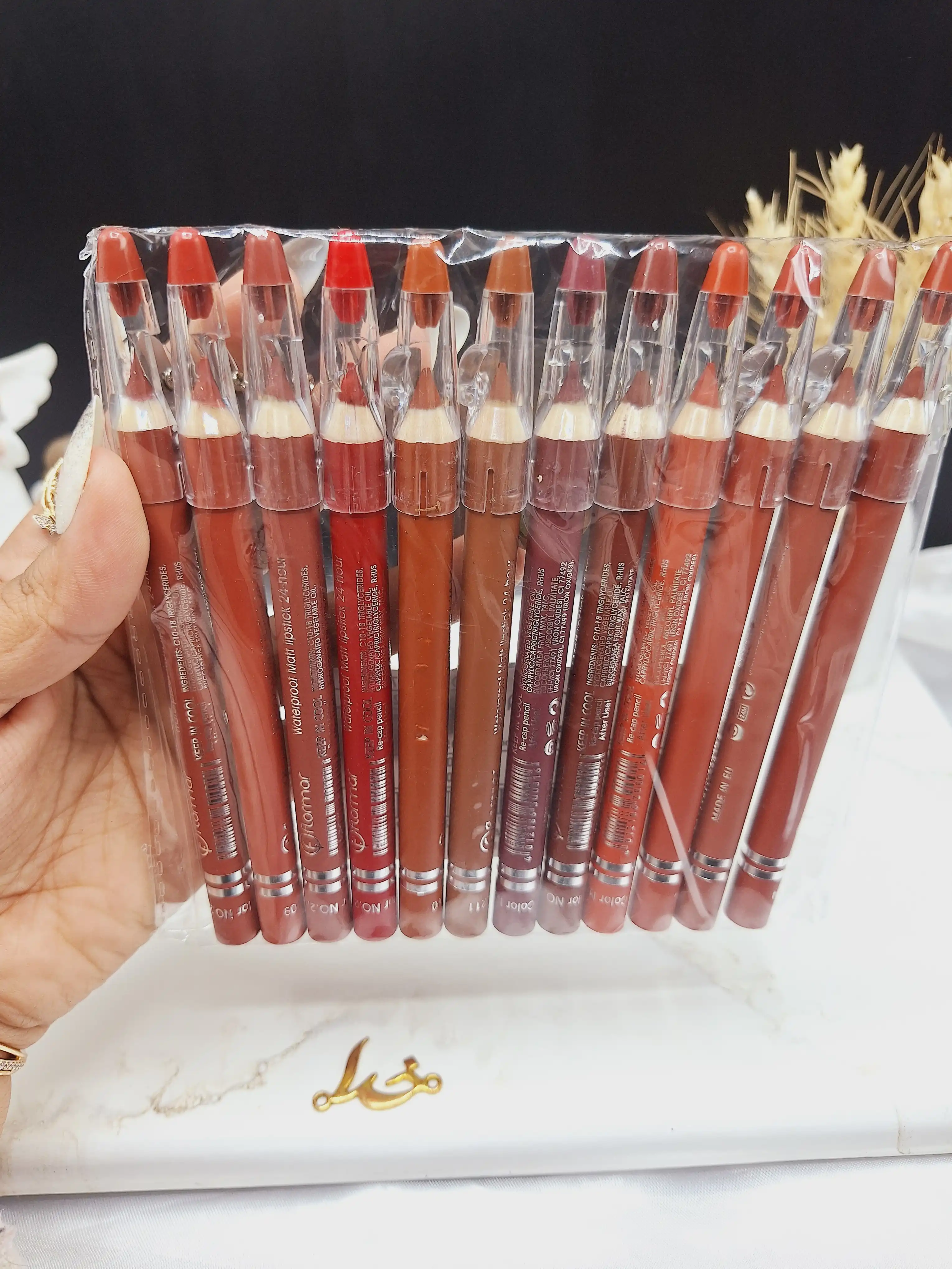 رژ مدادی تراش دار برند فلورمار flarmar اصلی کد 37769