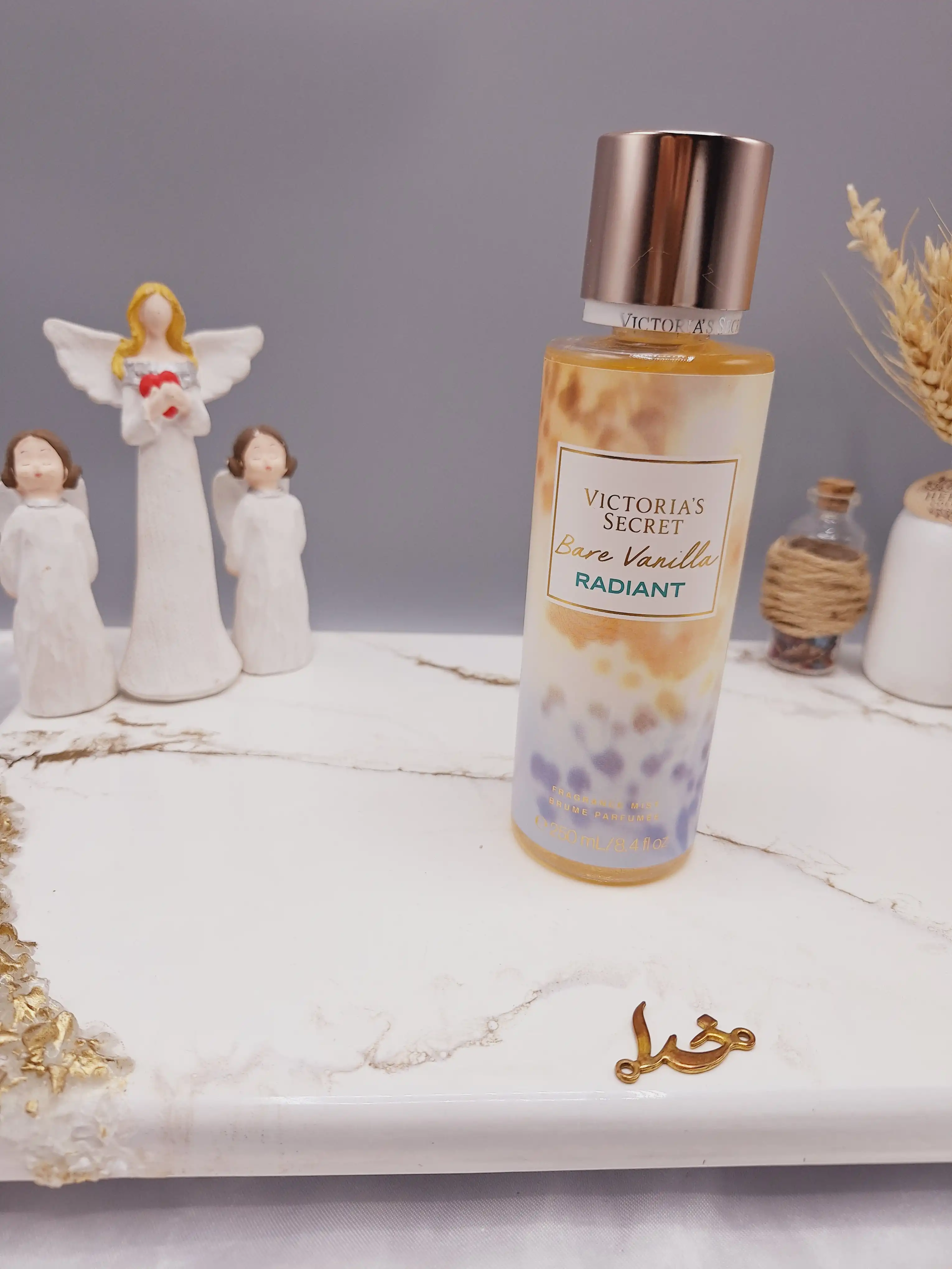 بادی اسپلش 250 ml ویکتوریا سکرت مدل Bare Vanilla RADIANT اورجینال