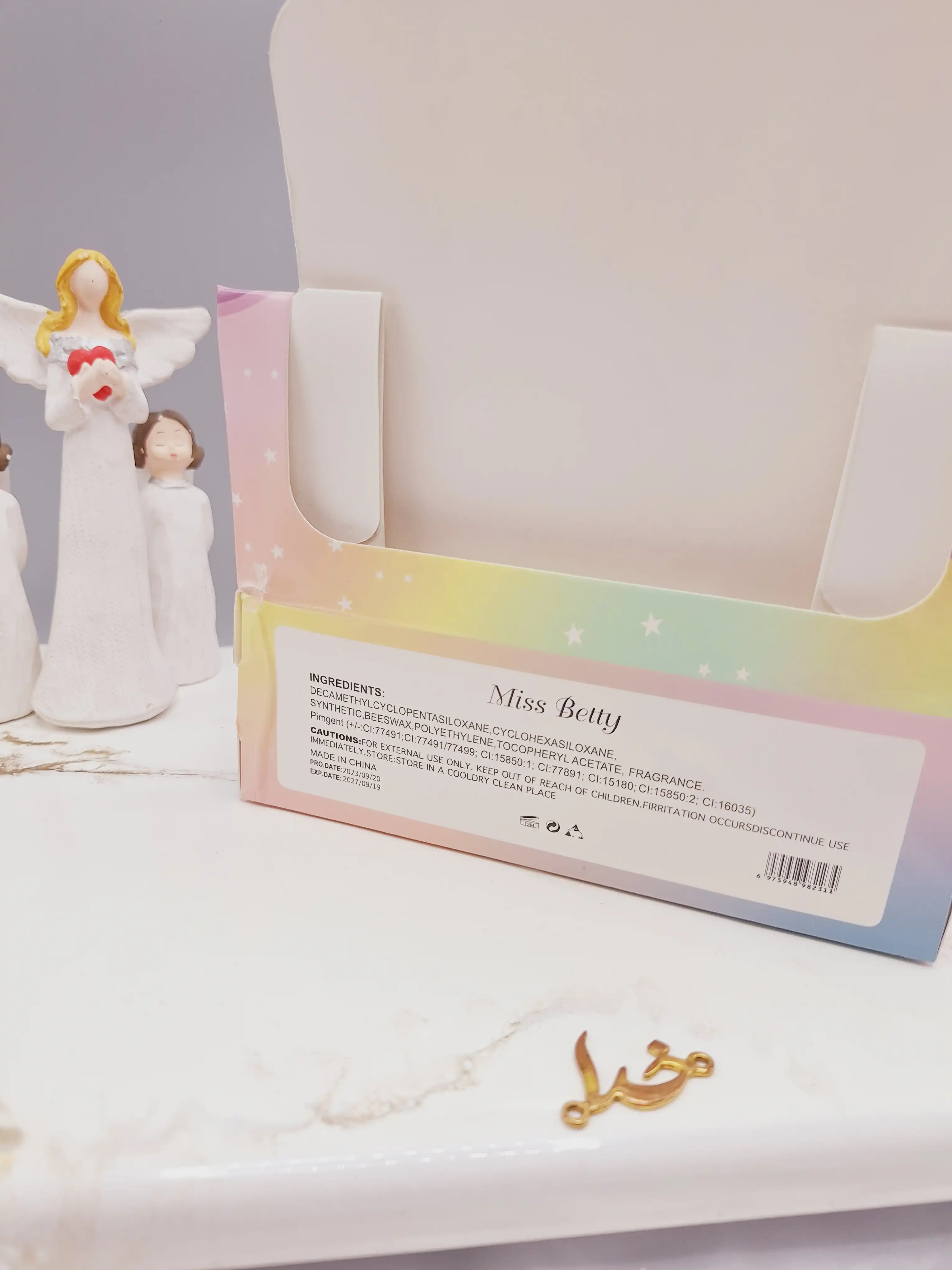 بالم لب طرح اسب تک شاخ برند میس بتی Miss Betty کد K3311