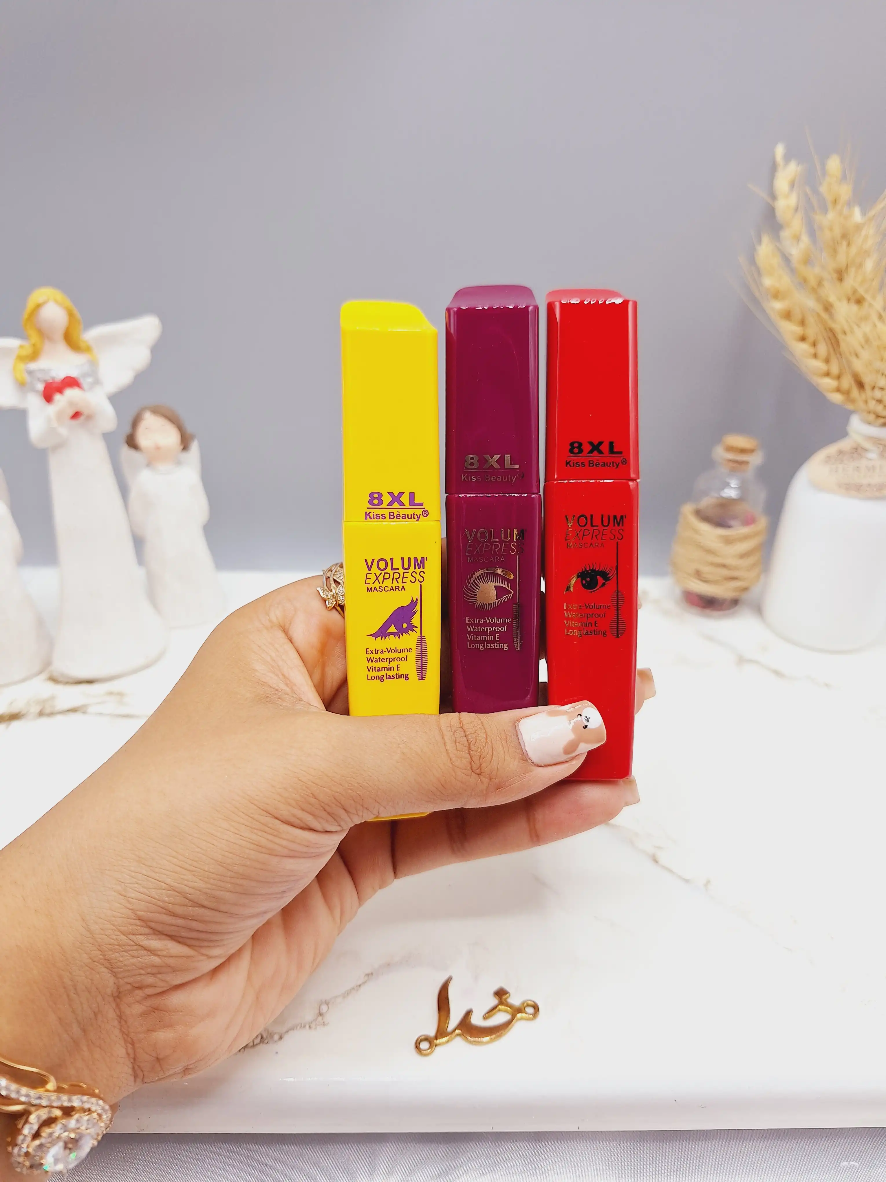 ریمل 8xl برند کیس بیوتی بسیار عالی و حجم دهنده و خورده مژه دار