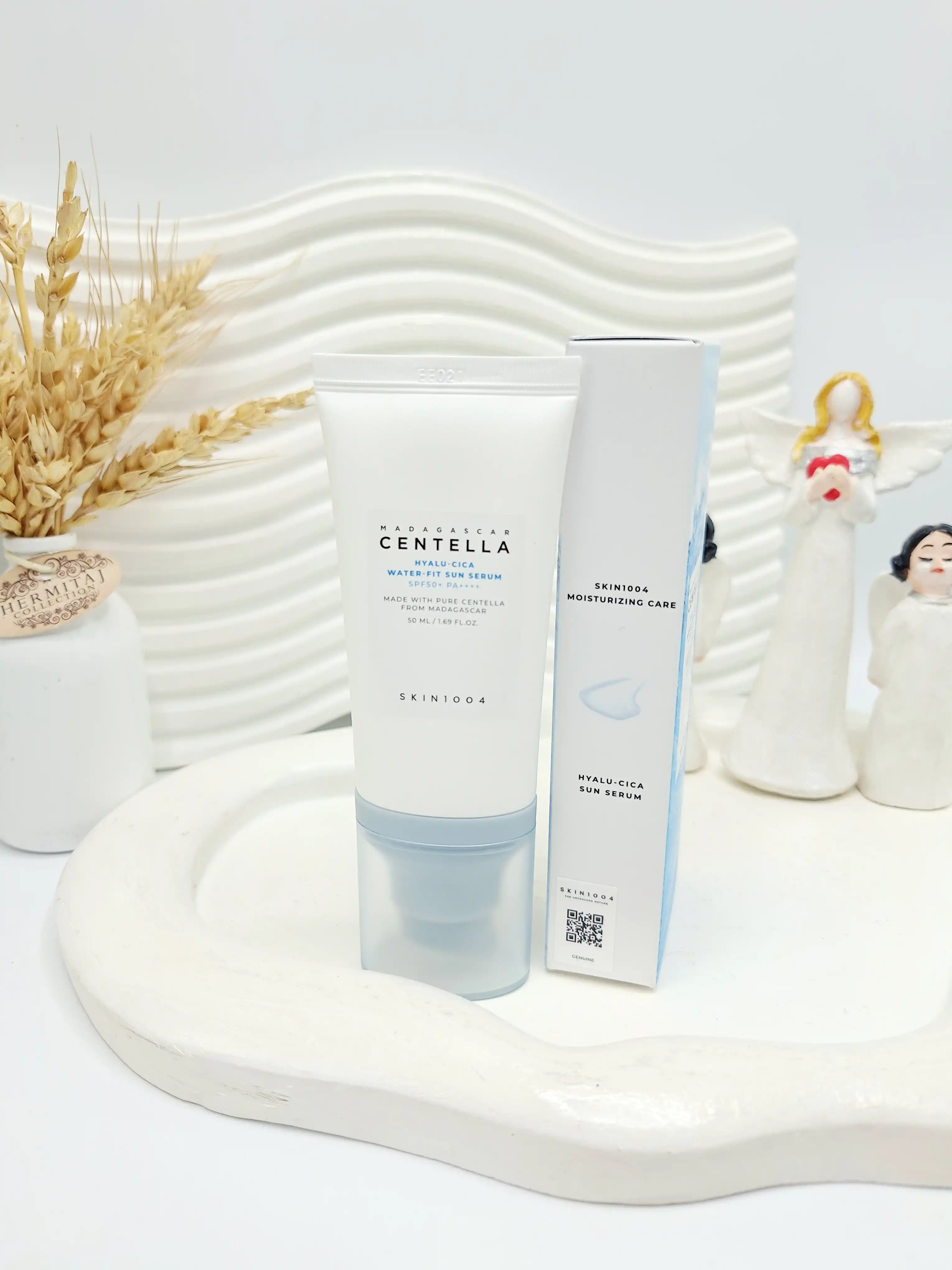 کرم ضد آفتاب بدون رنگ سنتلا +SPF 50 های کپی امارات کد 1592