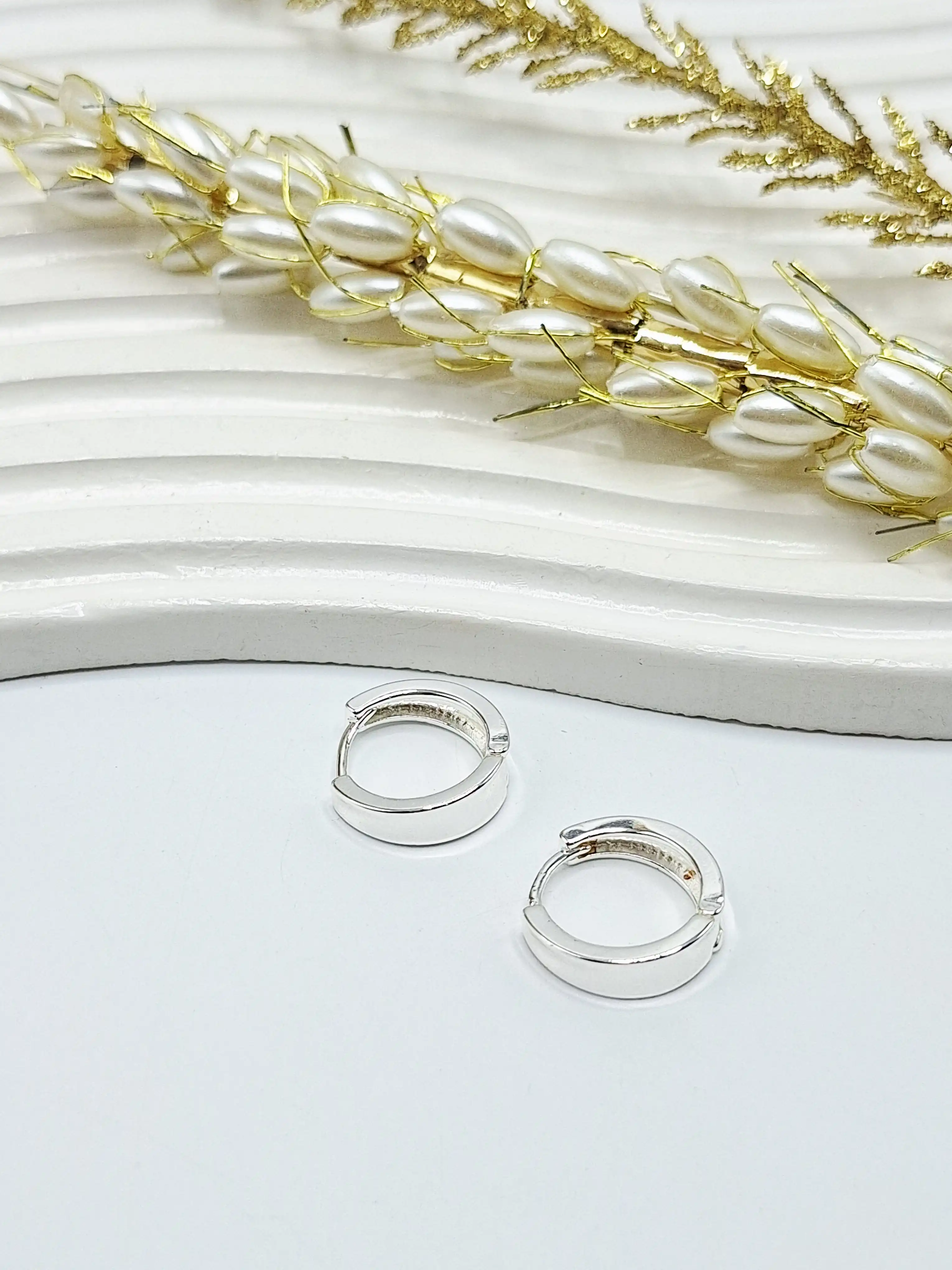 گوشواره ساده استیل رنگ نقره ای