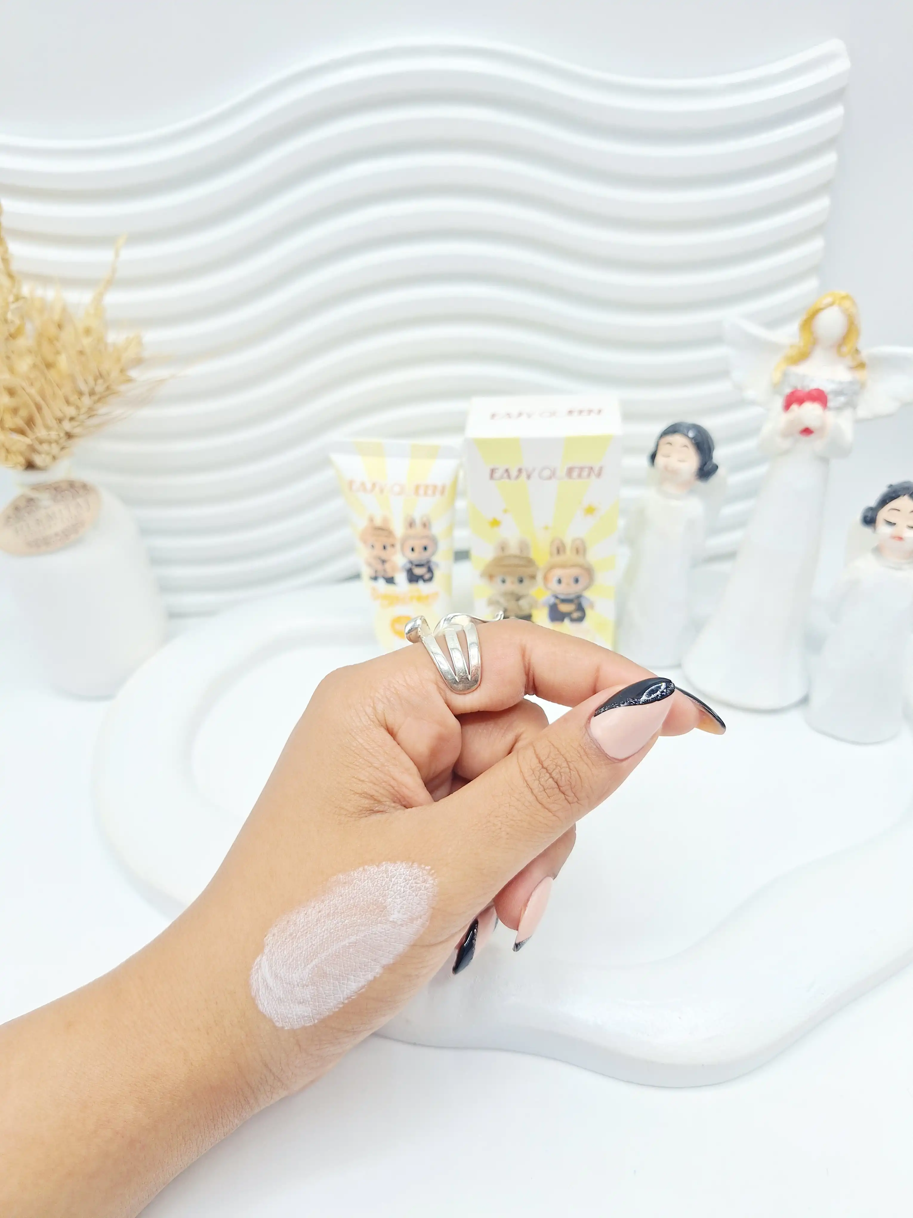 ضد آفتاب spf 50 لبوبو کد 1080
